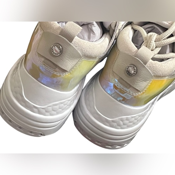 Steve Madden Cliff iridescent Leather, fabric and vegan suede sneakers NWOB - Picture 5 of 9